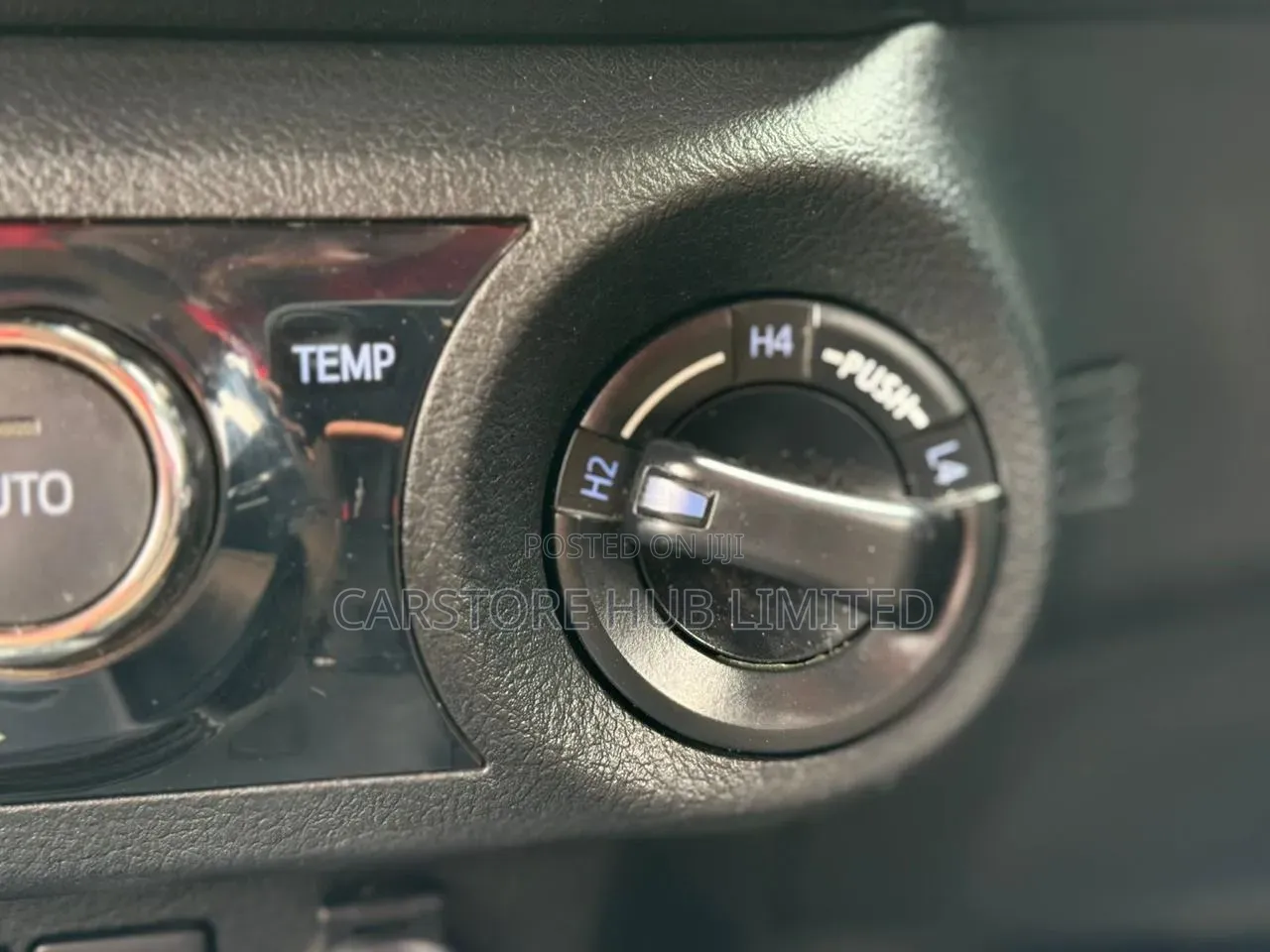 Toyota Hilux Revo Double Cab Deisel 2.8 AWD 2018 Silver