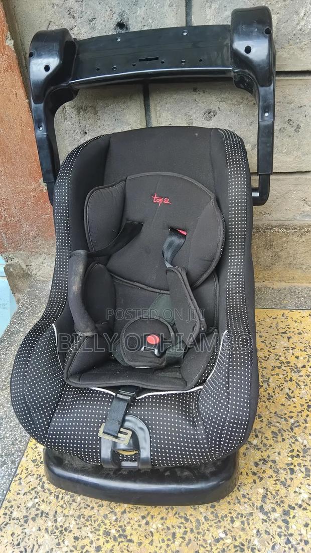 Baby Car Seat - thumbnail 3