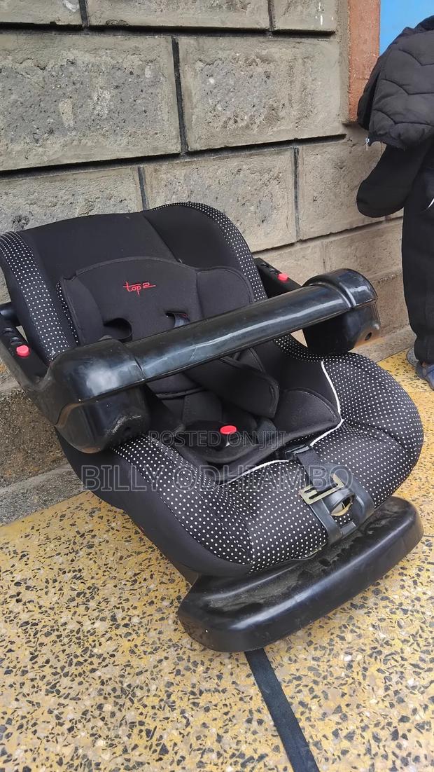 Baby Car Seat - thumbnail 4