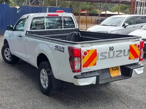 Isuzu D-MAX 2025 White