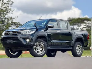 Toyota Hilux Revo Smart Cab Deisel 2.4 AWD 2018 Black