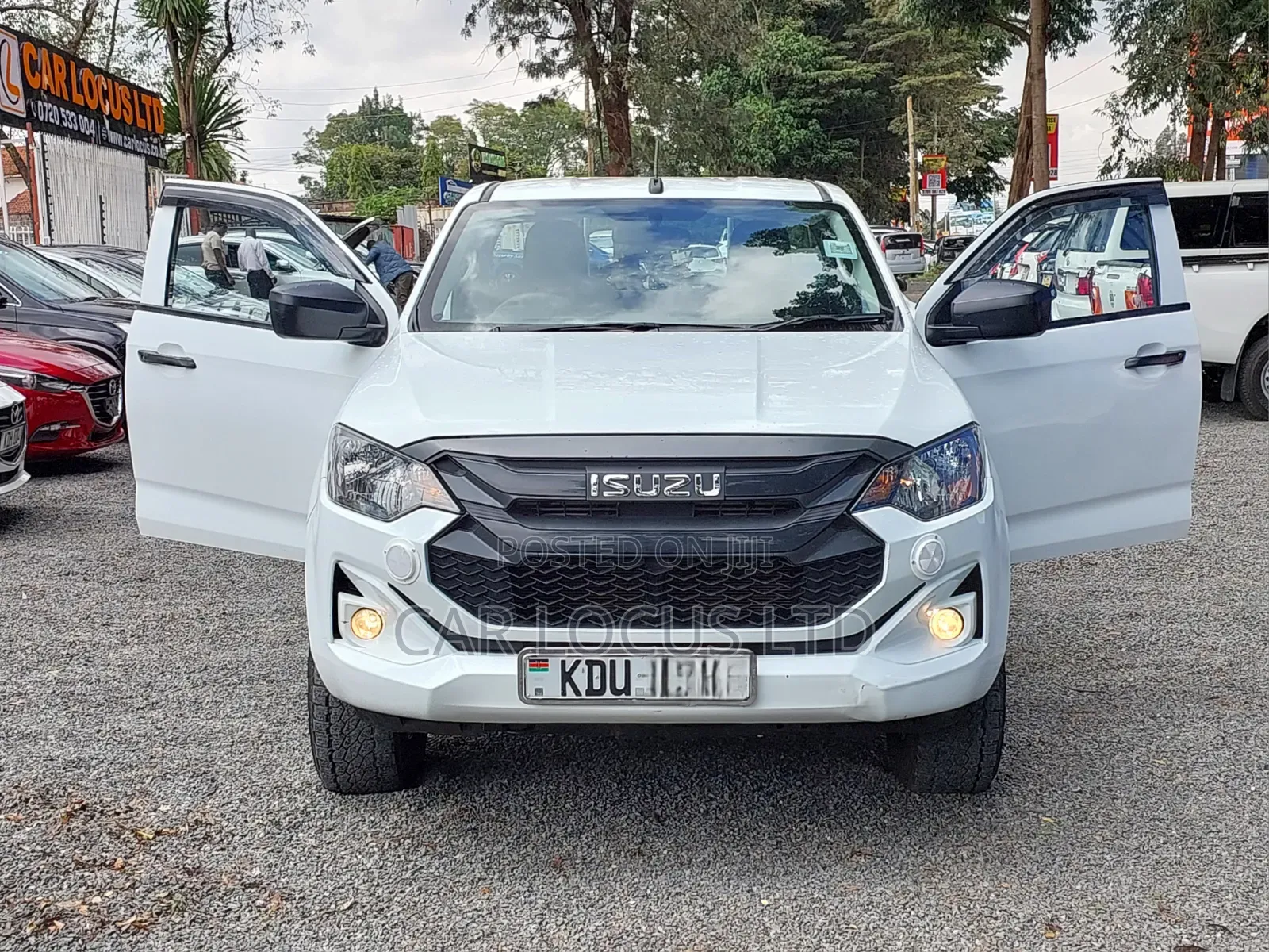 Isuzu D-MAX 2025 White