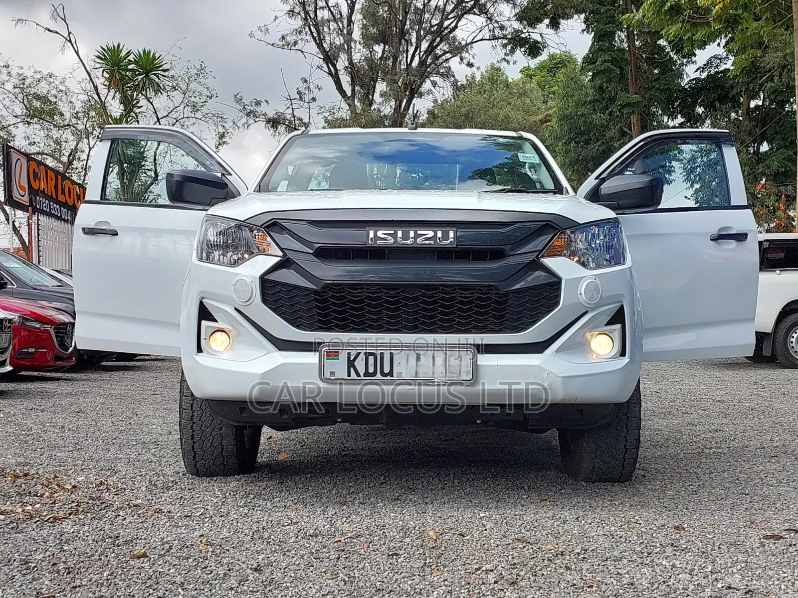 Isuzu D-MAX 2025 White