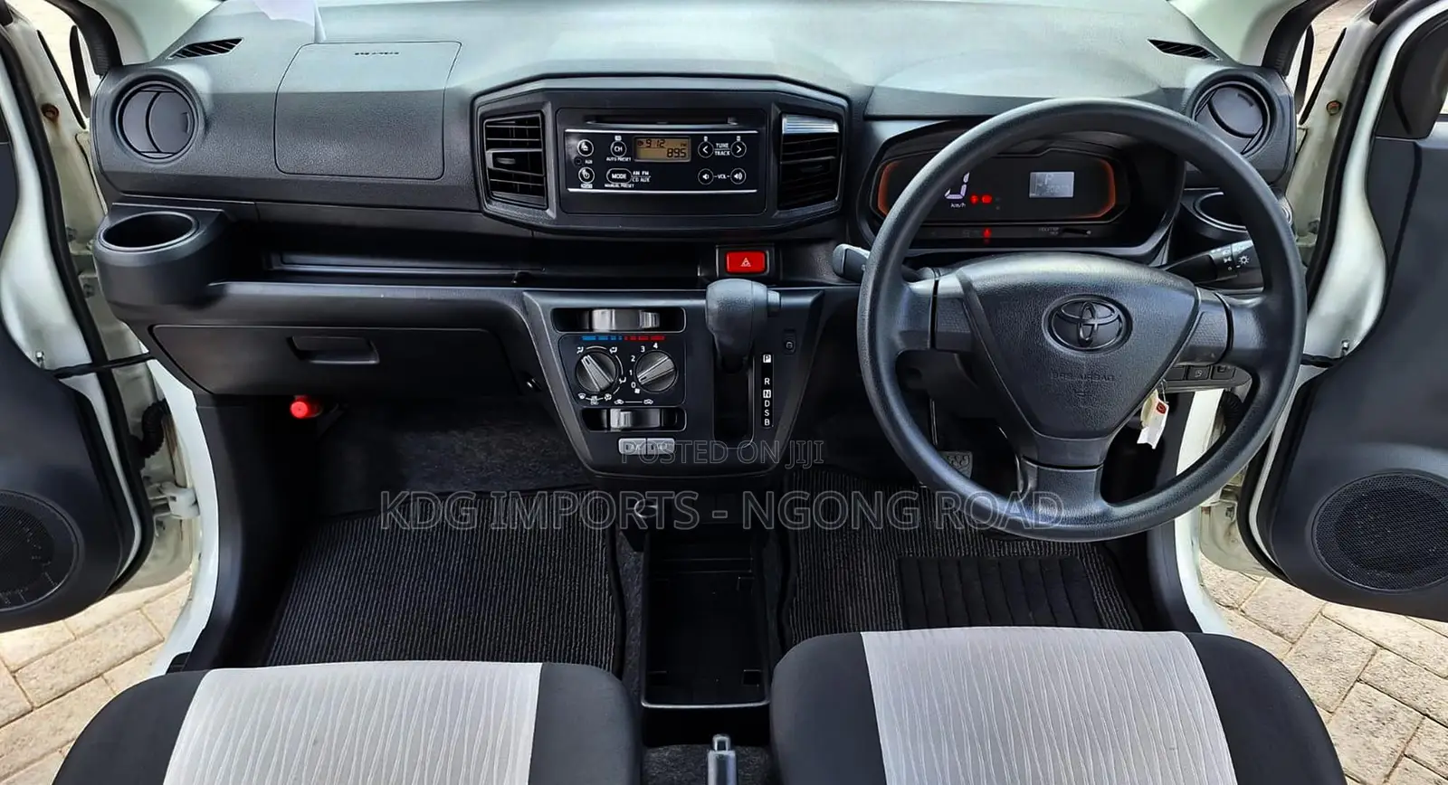 Toyota Pixis Epoch 2019 White