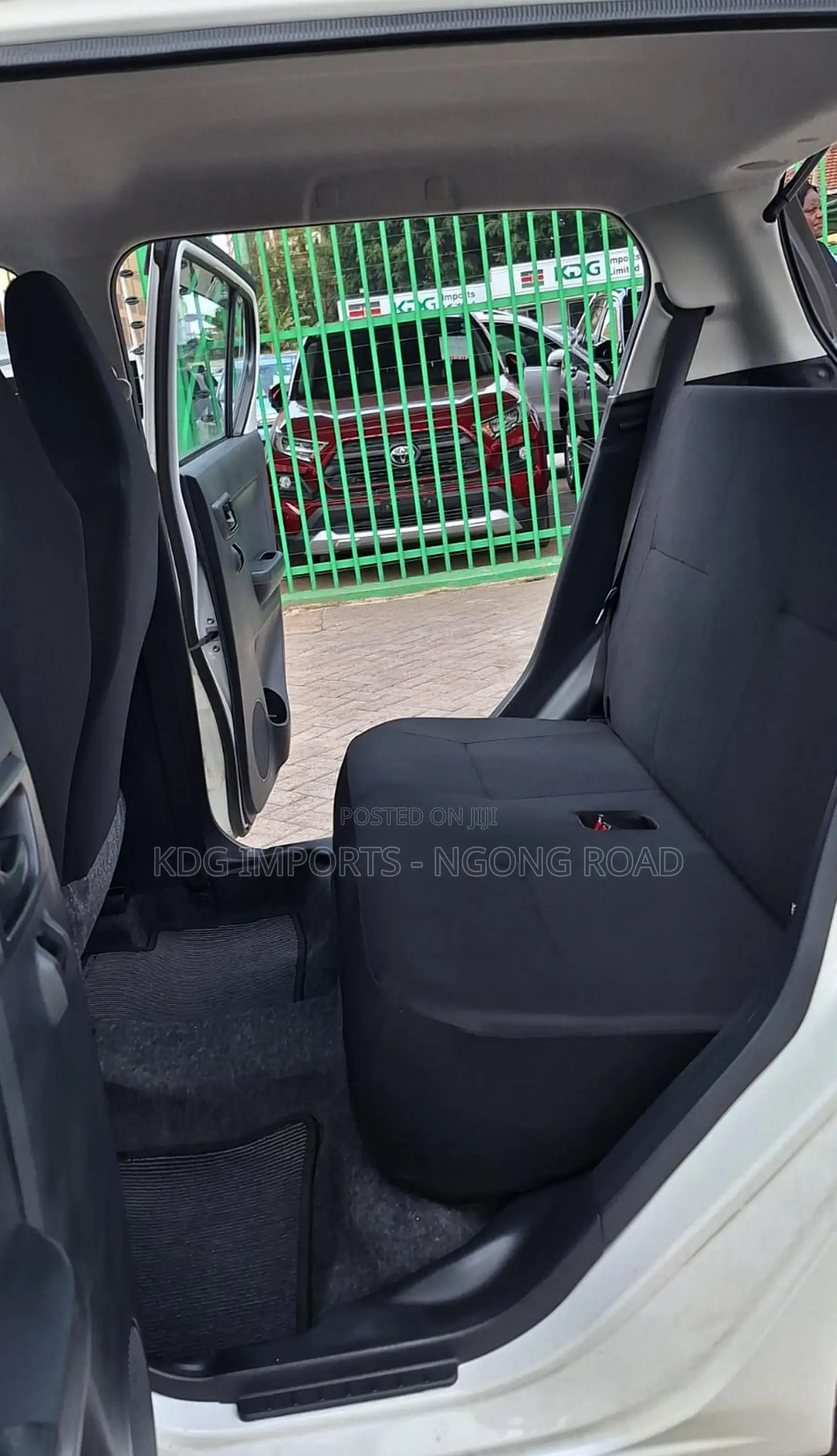 Toyota Pixis Epoch 2019 White