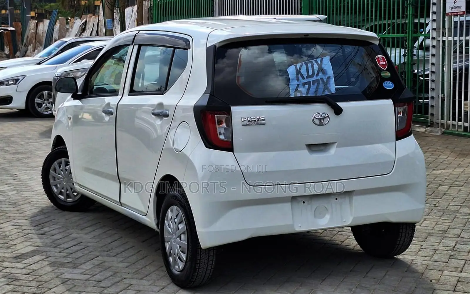 Toyota Pixis Epoch 2019 White