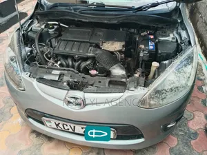 Mazda Demio 2012 Silver