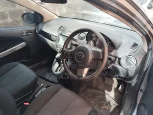 Mazda Demio 2012 Silver