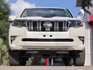 Toyota Land Cruiser Prado 2.8 2019 White