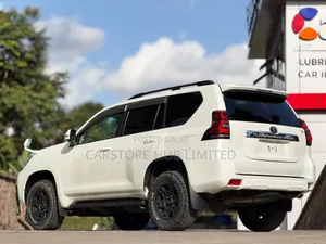 Toyota Land Cruiser Prado 2.8 2019 White