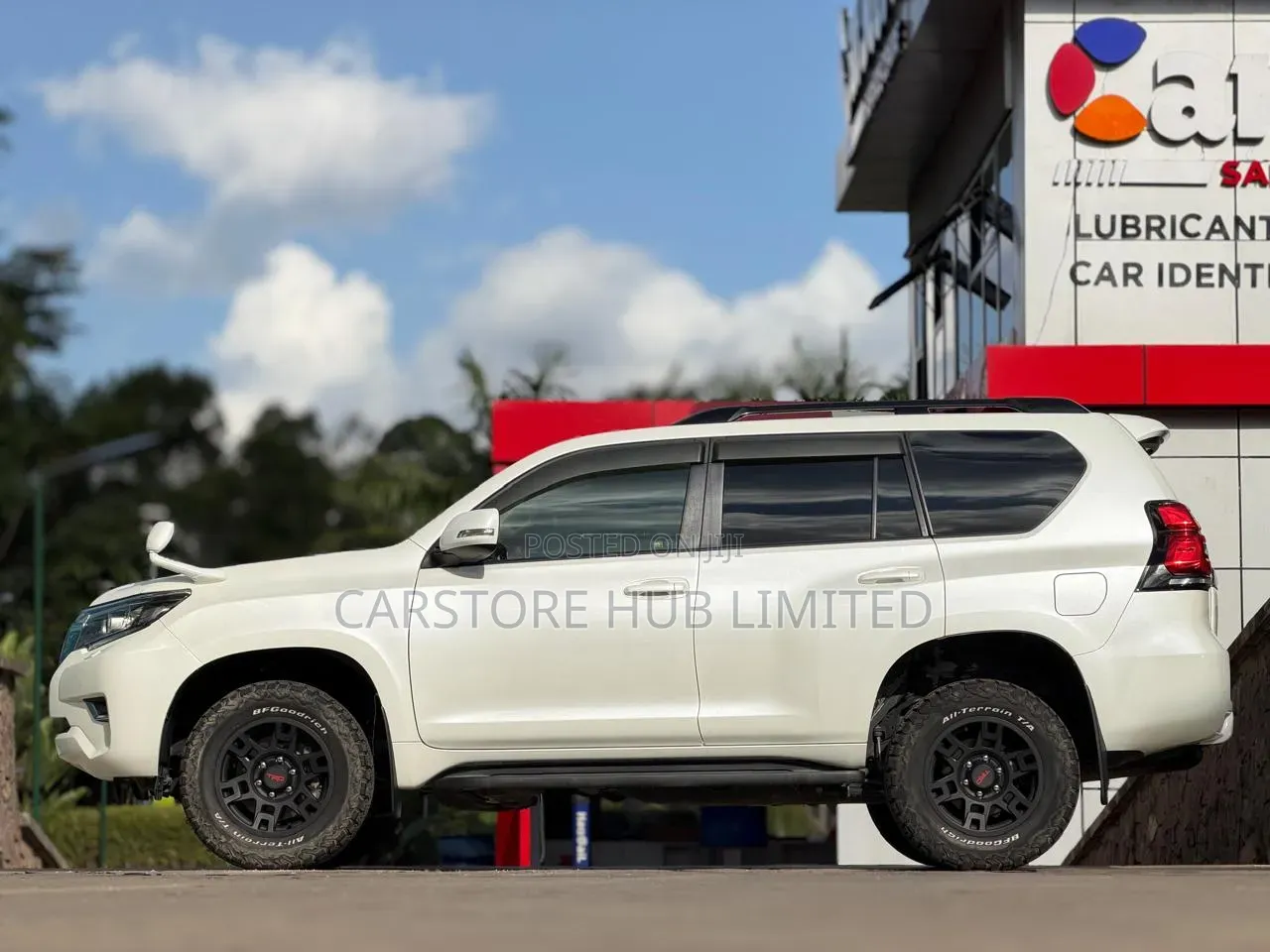 Toyota Land Cruiser Prado 2.8 2019 White