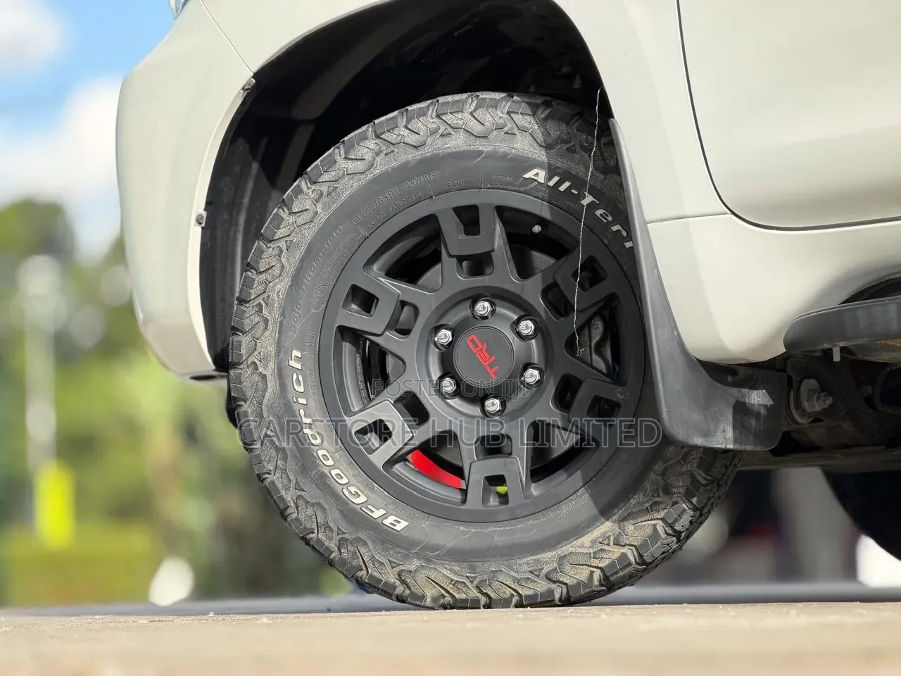 Toyota Land Cruiser Prado 2.8 2019 White