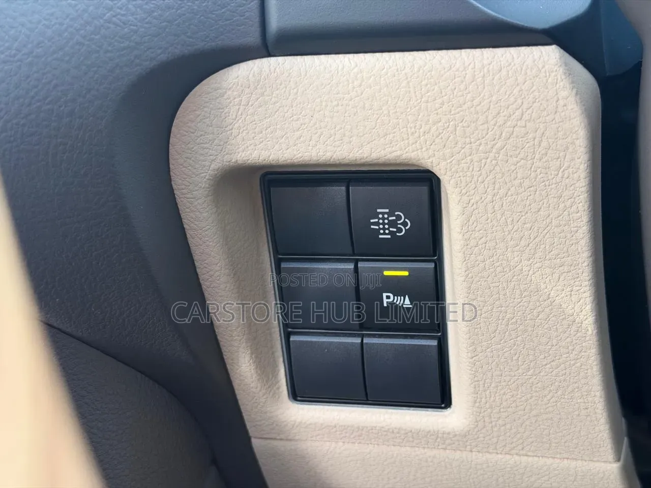 Toyota Land Cruiser Prado 2.8 2019 White