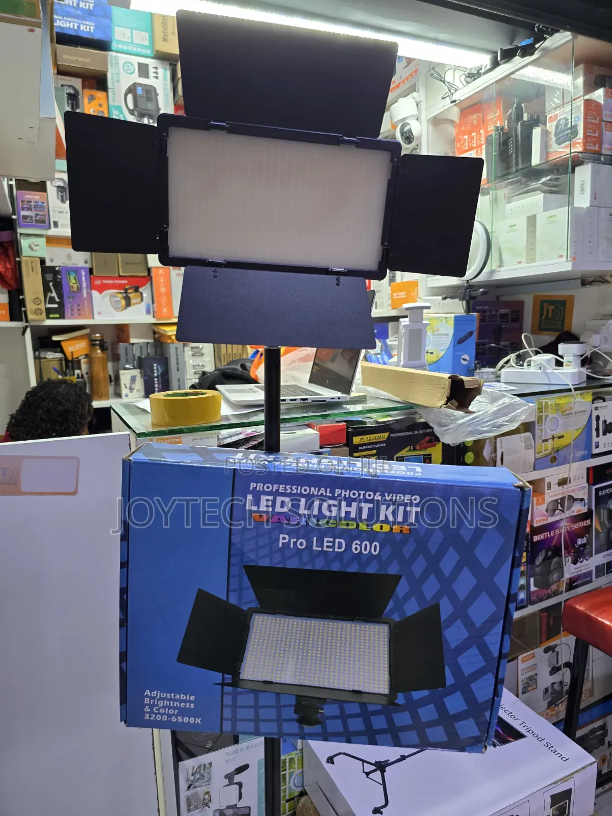 Professional Led Video Light Kit Pro Led 600 Adjustable Brightness