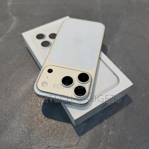 New Apple iPhone 17 Pro 256 GB Silver - thumbnail 2