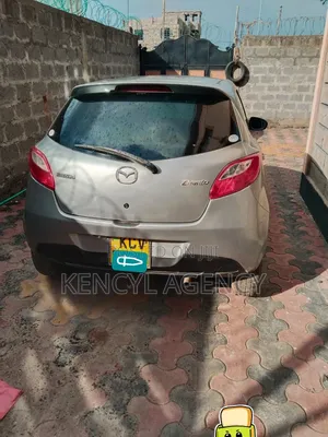 Mazda Demio 2012 Silver