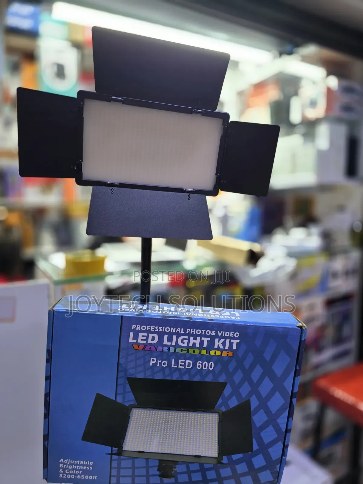 Pro Led 600 Photography Video Light With Stand