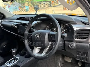 Toyota Hilux Revo Double Cab Deisel 2.4 AWD 2020 Black