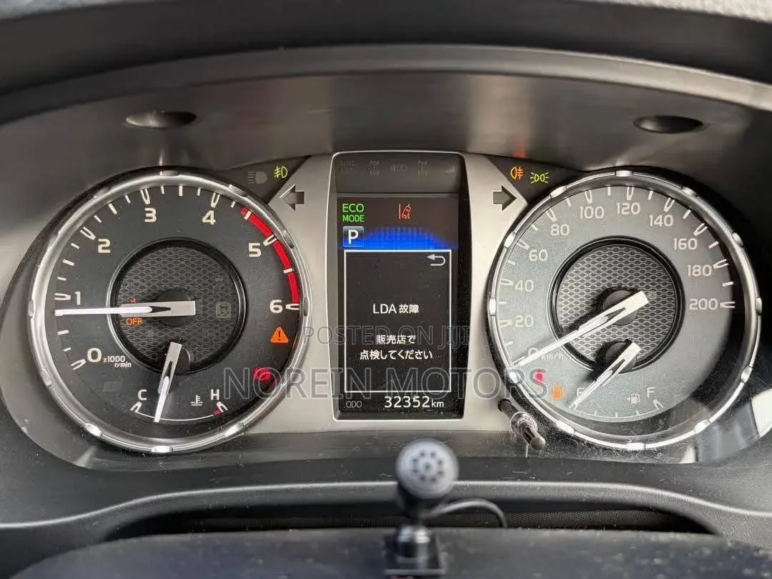 Toyota Hilux Revo Double Cab Deisel 2.4 AWD 2020 Black