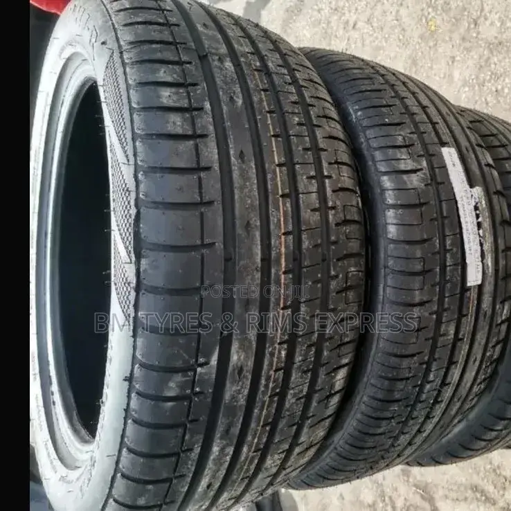 265 /35 R21 Achilles Tyres (Indonesia) Highway.