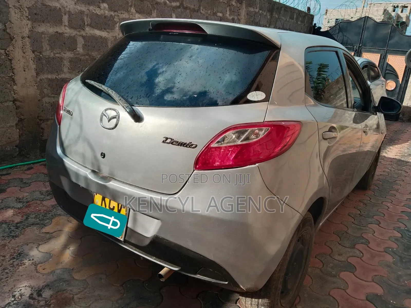 Mazda Demio 2012 Silver