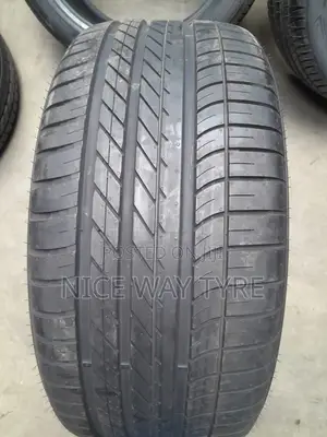 285/45r19 Goodyear