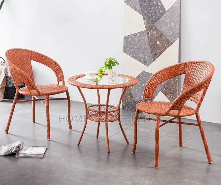 Outdoor Set: Stylish Plastic Weave Rattan Chair and Table