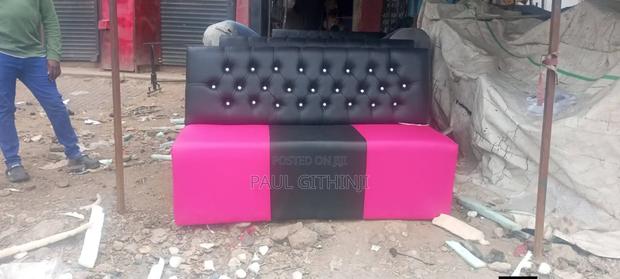 3 Persons Black Pink Couch - main view