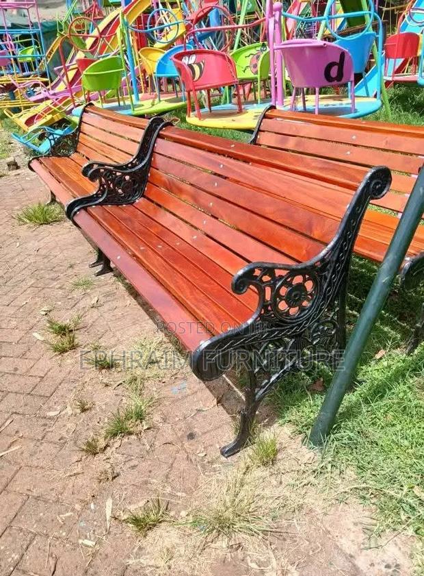 Wooden Mettalic Bench for Sale in Nairobi