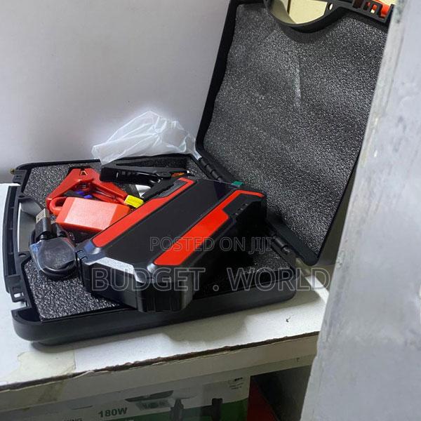 80000a Fast Start Battery Booster With Portable Power Bank