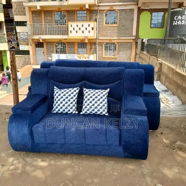 Modern 2seater Sofa