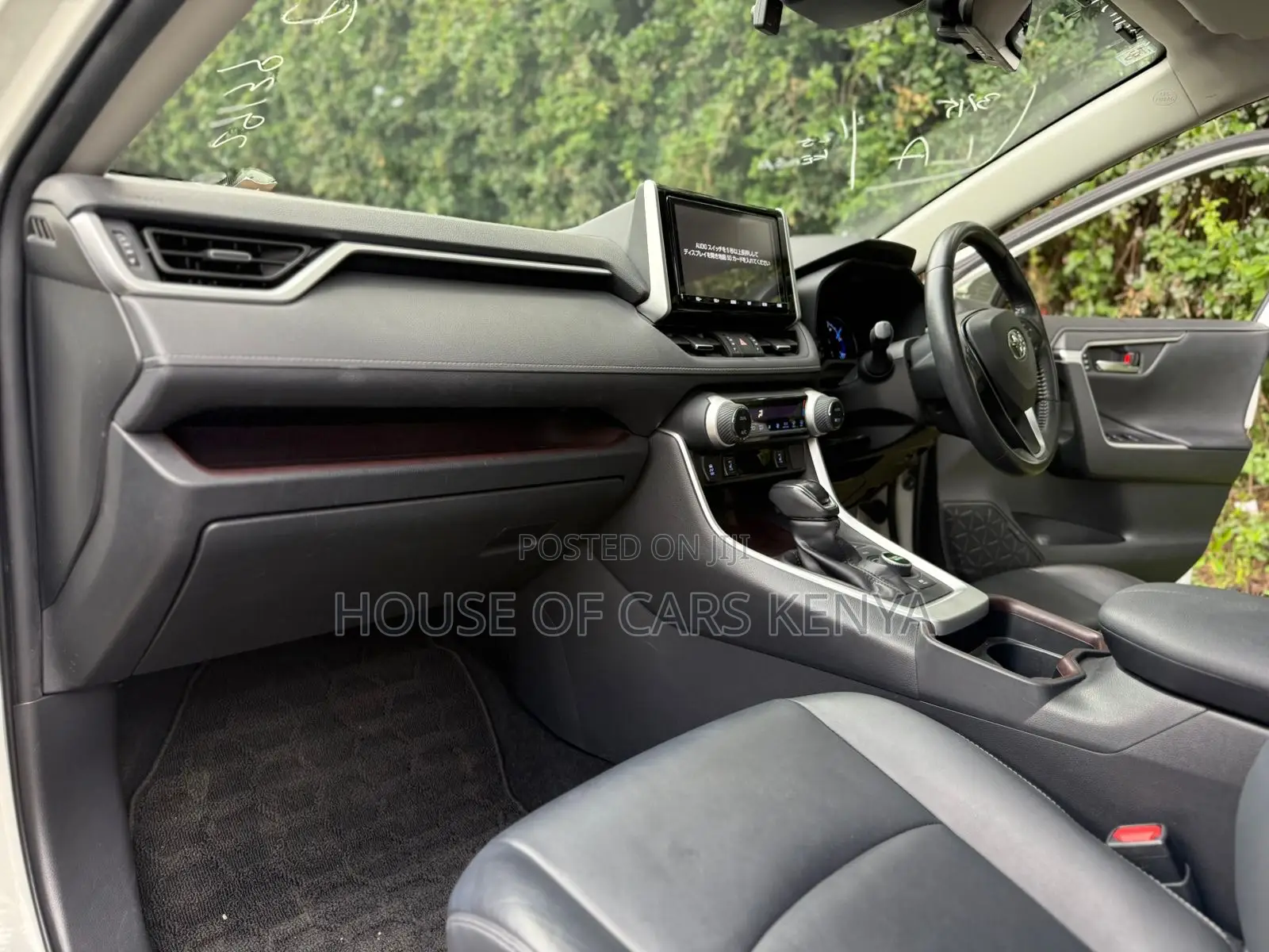 Toyota RAV4 Hybrid 2020 White