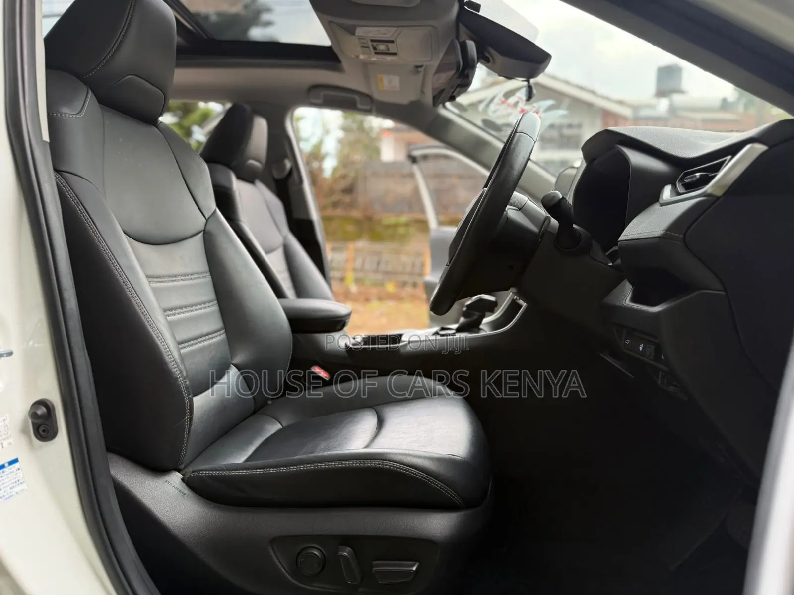 Toyota RAV4 Hybrid 2020 White