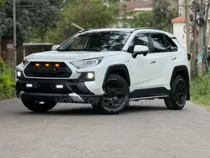 Toyota RAV4 Hybrid 2020 White