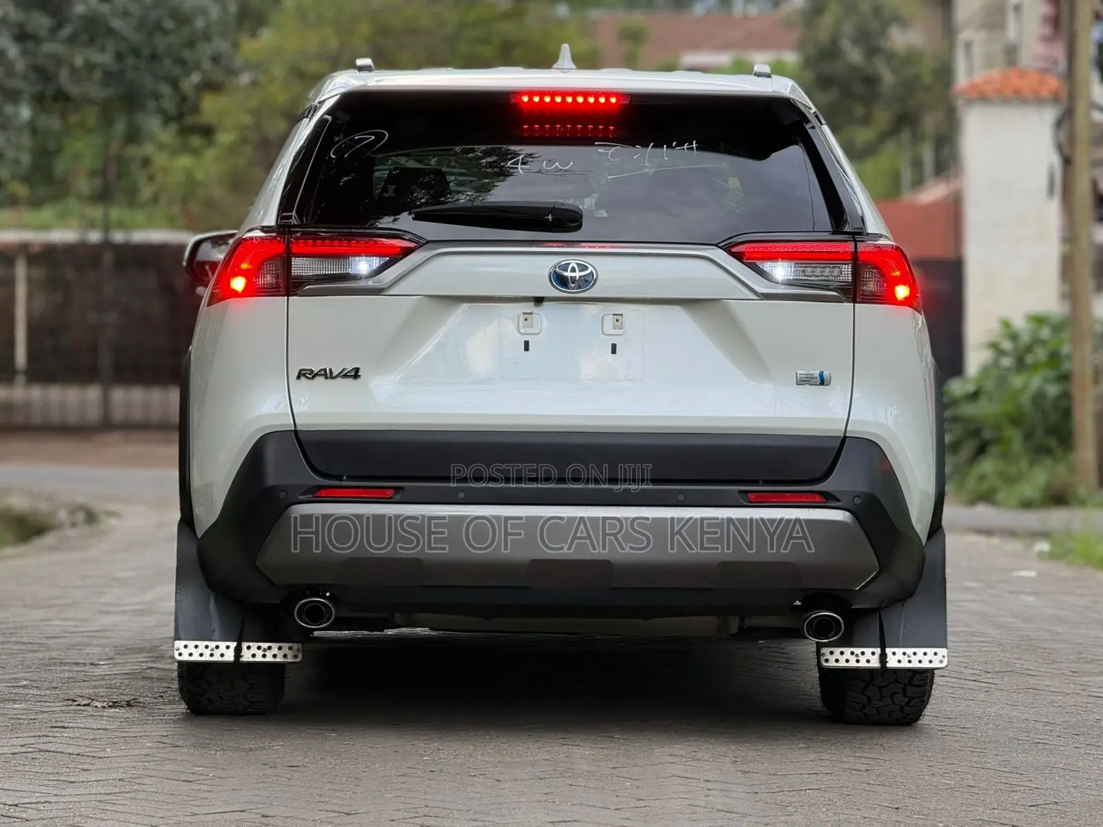 Toyota RAV4 Hybrid 2020 White