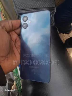 Samsung Galaxy A06 128 GB Blue