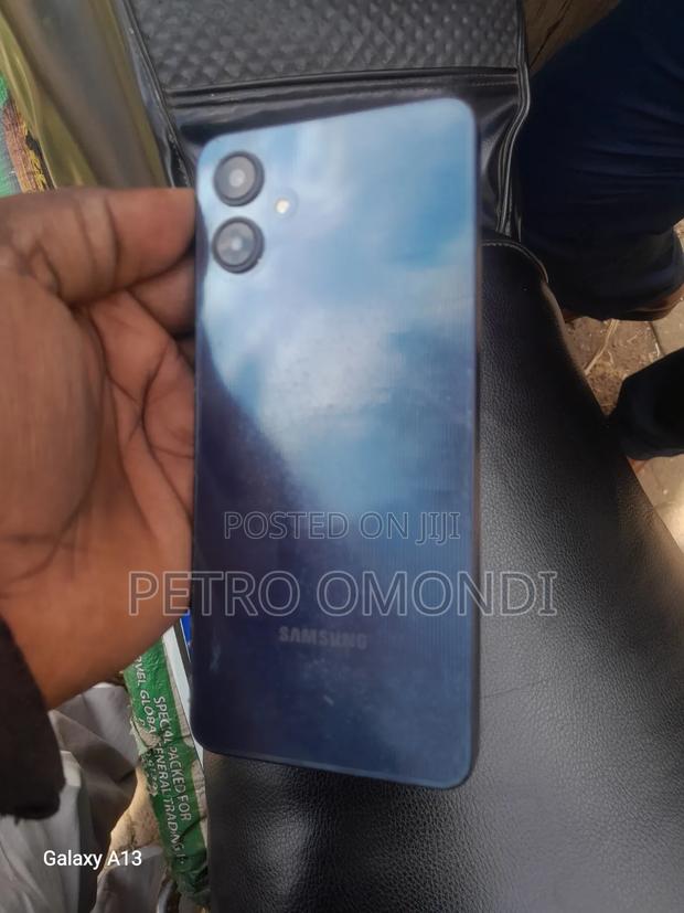 Samsung Galaxy A06 128 GB Blue - thumbnail 2