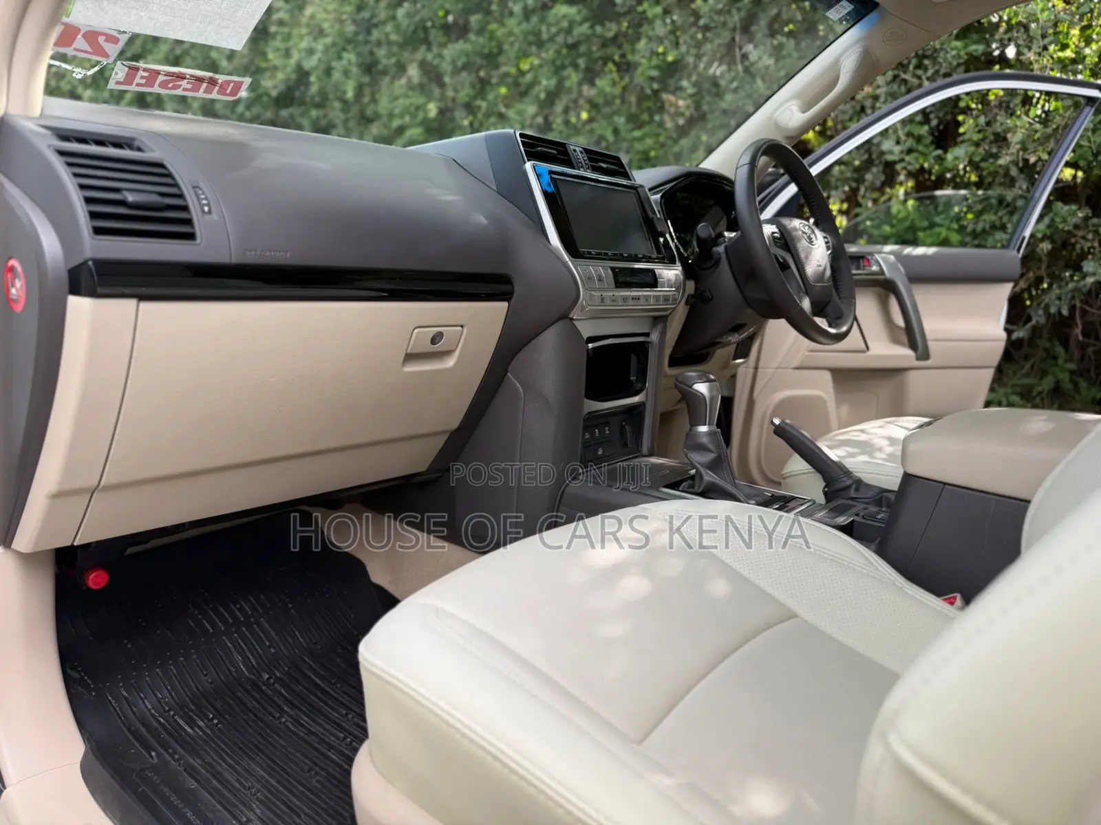 Toyota Land Cruiser Prado 2.8 2018 White