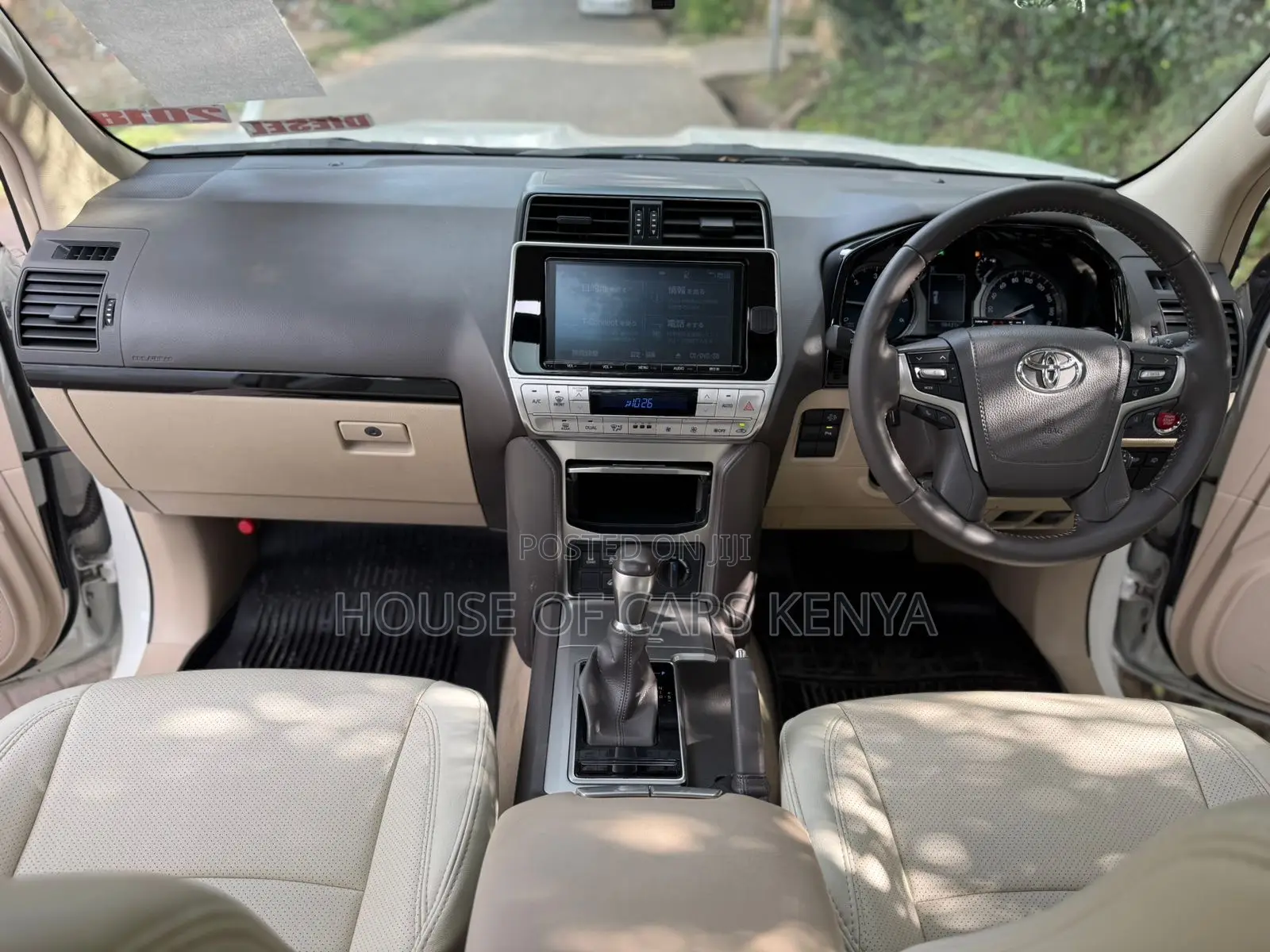 Toyota Land Cruiser Prado 2.8 2018 White