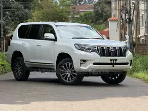Toyota Land Cruiser Prado 2.8 2018 White