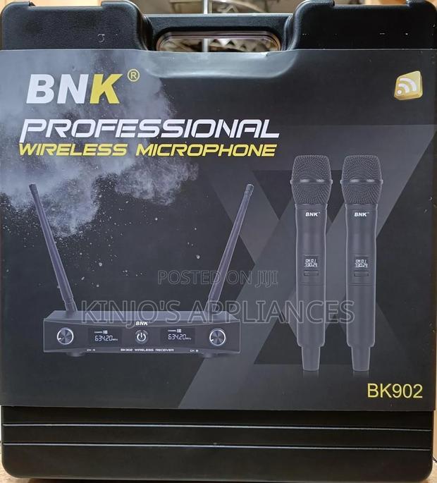 BNK 902 Professional Wireless Microphone