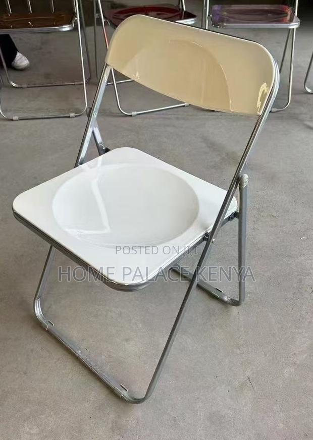 Acrylic Chair: Stackable Crystal Clear Folding Chair - thumbnail 9