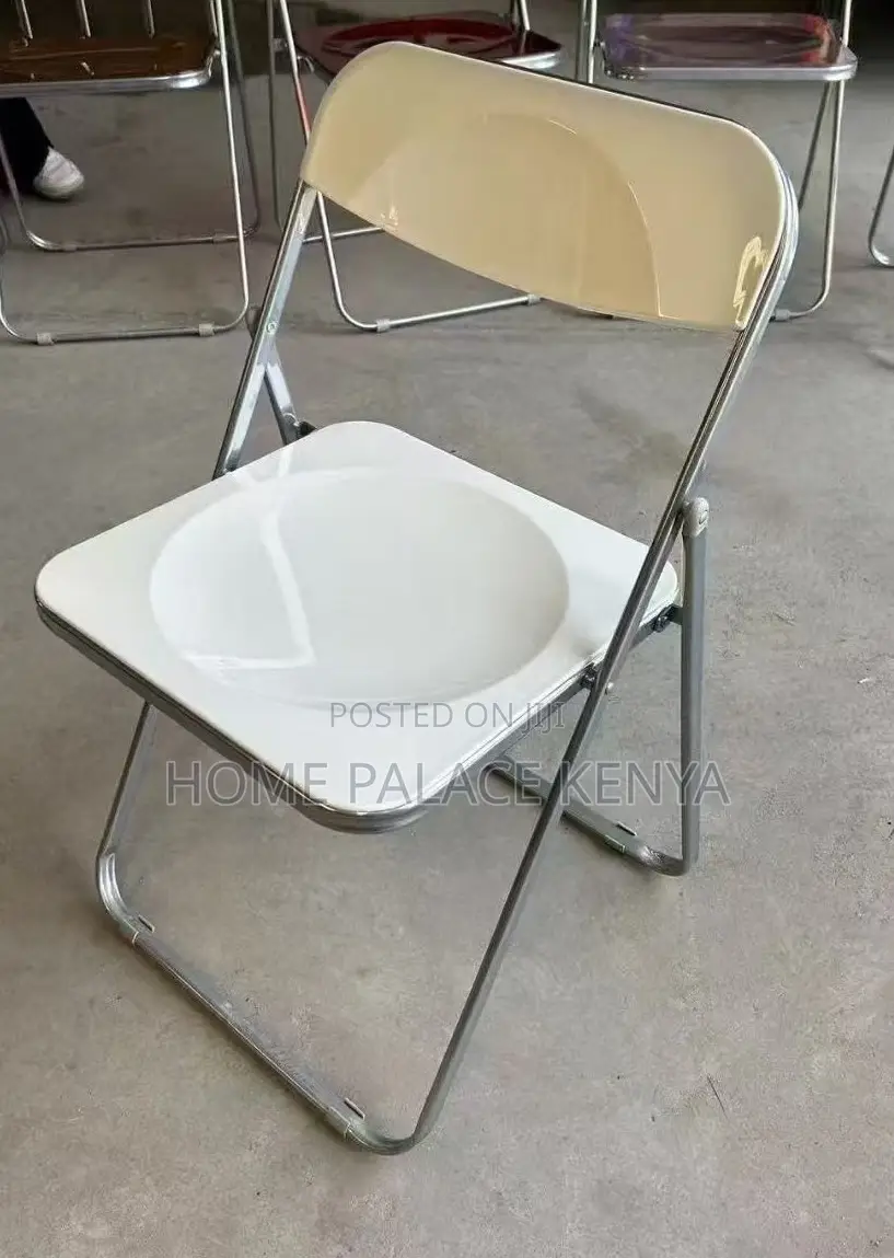 Acrylic Chair: Stackable Crystal Clear Folding Chair