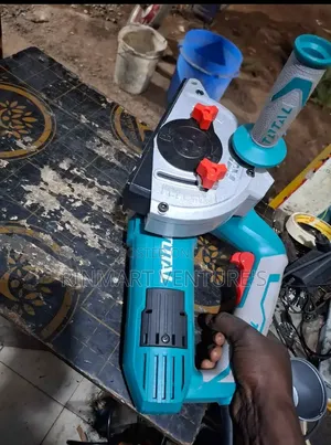 Total Wall Chaser 1500w