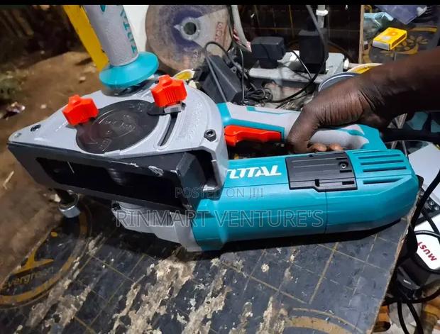 Total Wall Chaser 1500w - thumbnail 2