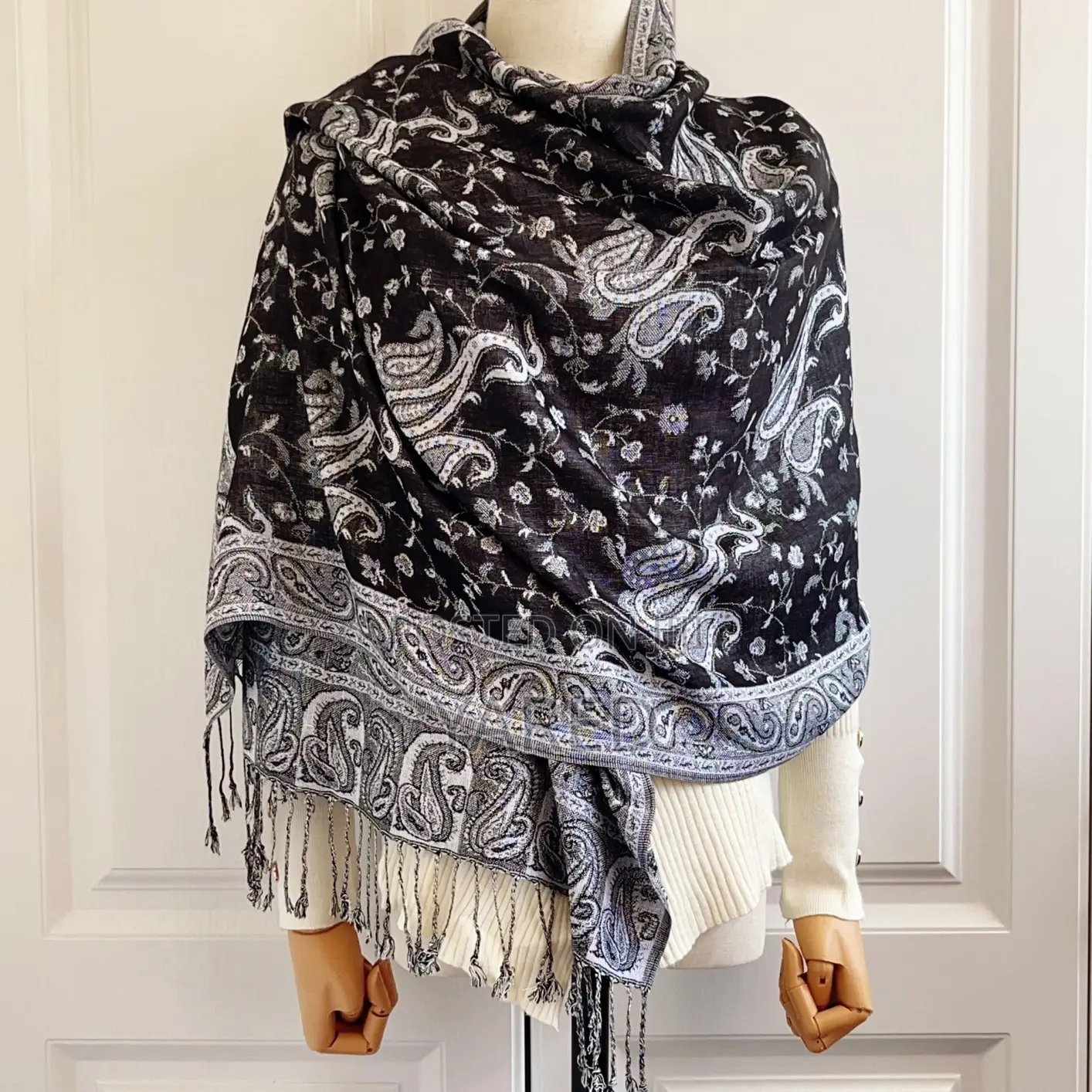 Woman Scarf