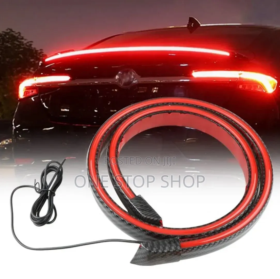 Boot Spoiler With Integrated Red Light for Brake Turn Signal