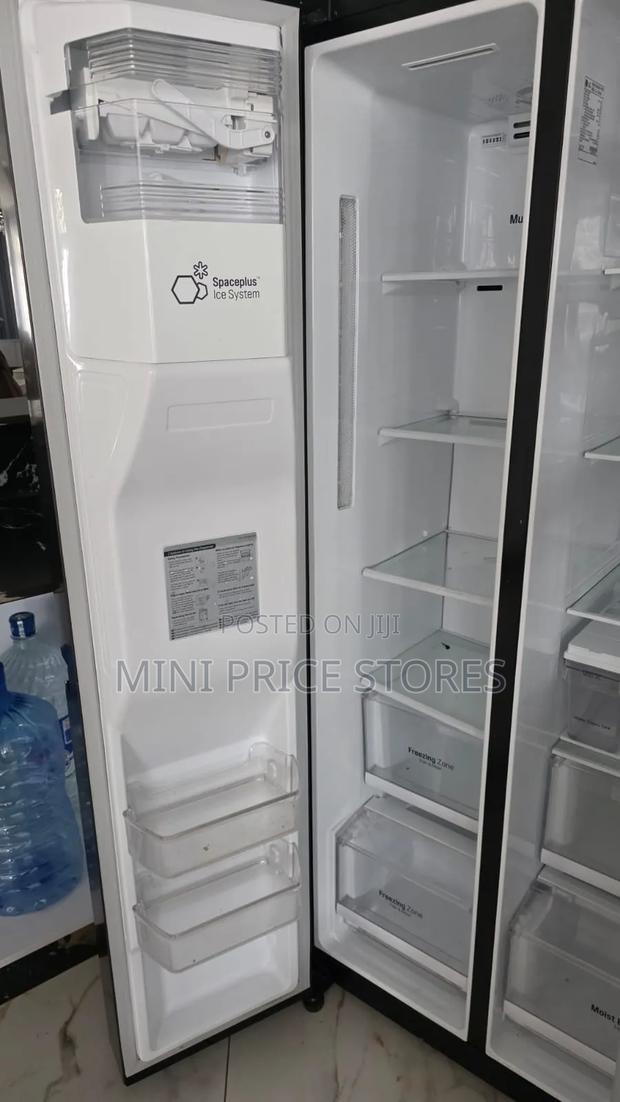 Solstar 430 Litres Side-Door - thumbnail 3