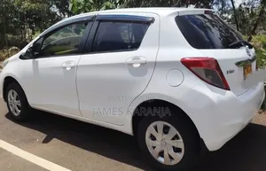 Toyota Vitz 2012 White