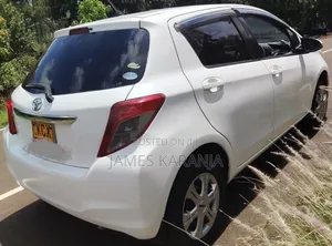 Toyota Vitz 2012 White